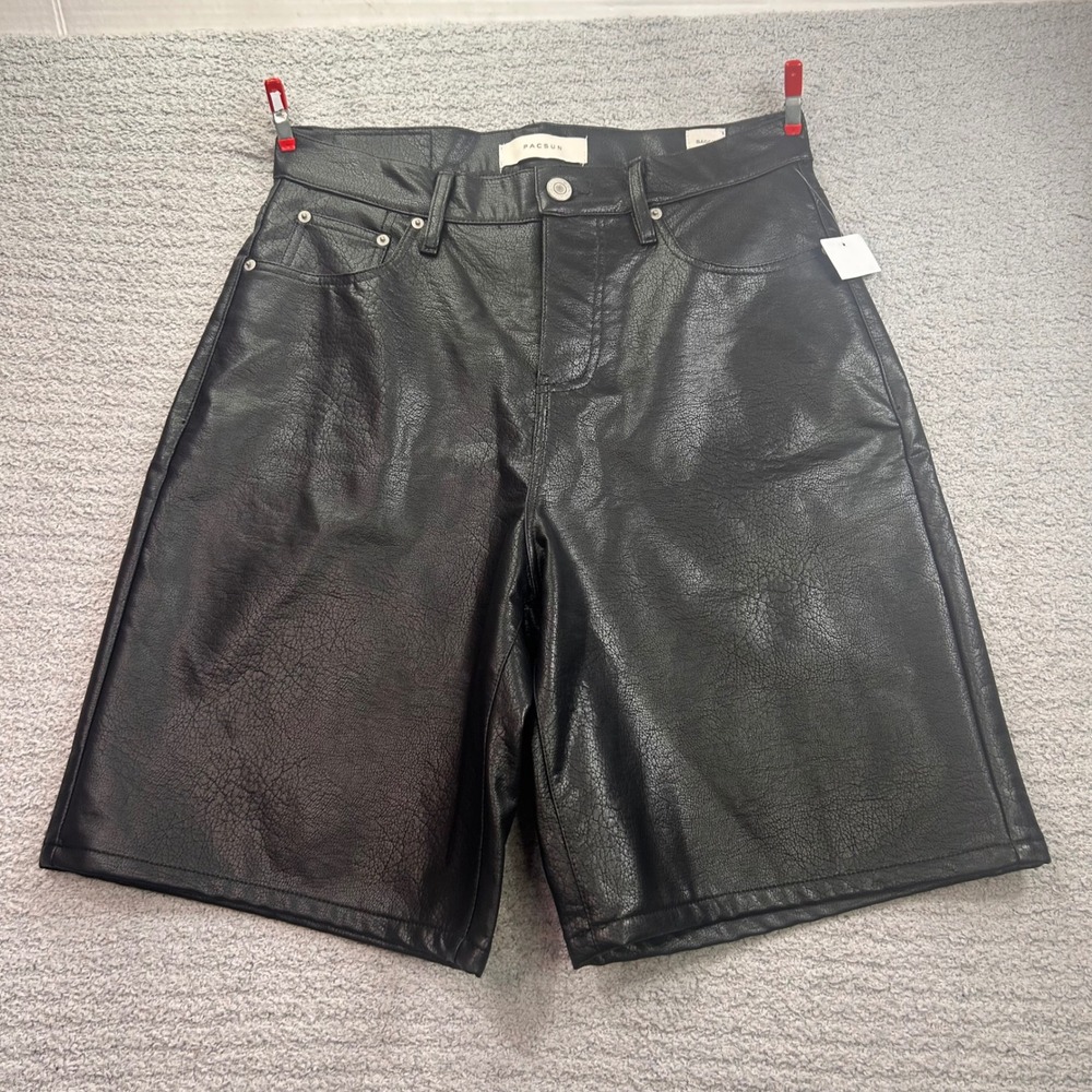 PacSun Men's Faux Leather Baggy Short nwt Sz 29 Streetwear Y2K Retro Skater Edgy